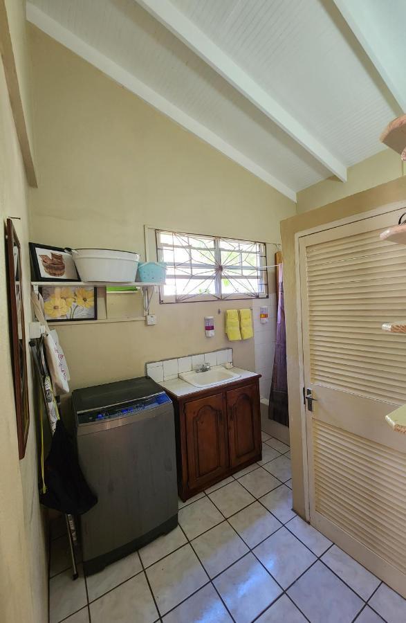 La Kaye Nou By Smo Wellness Villa Soufriere Room photo